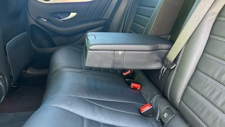 Mercedes-Benz GLC Coupe GLC 220d 4Matic AMG Line Premium 5dr 9G-Tronic Diesel Estate